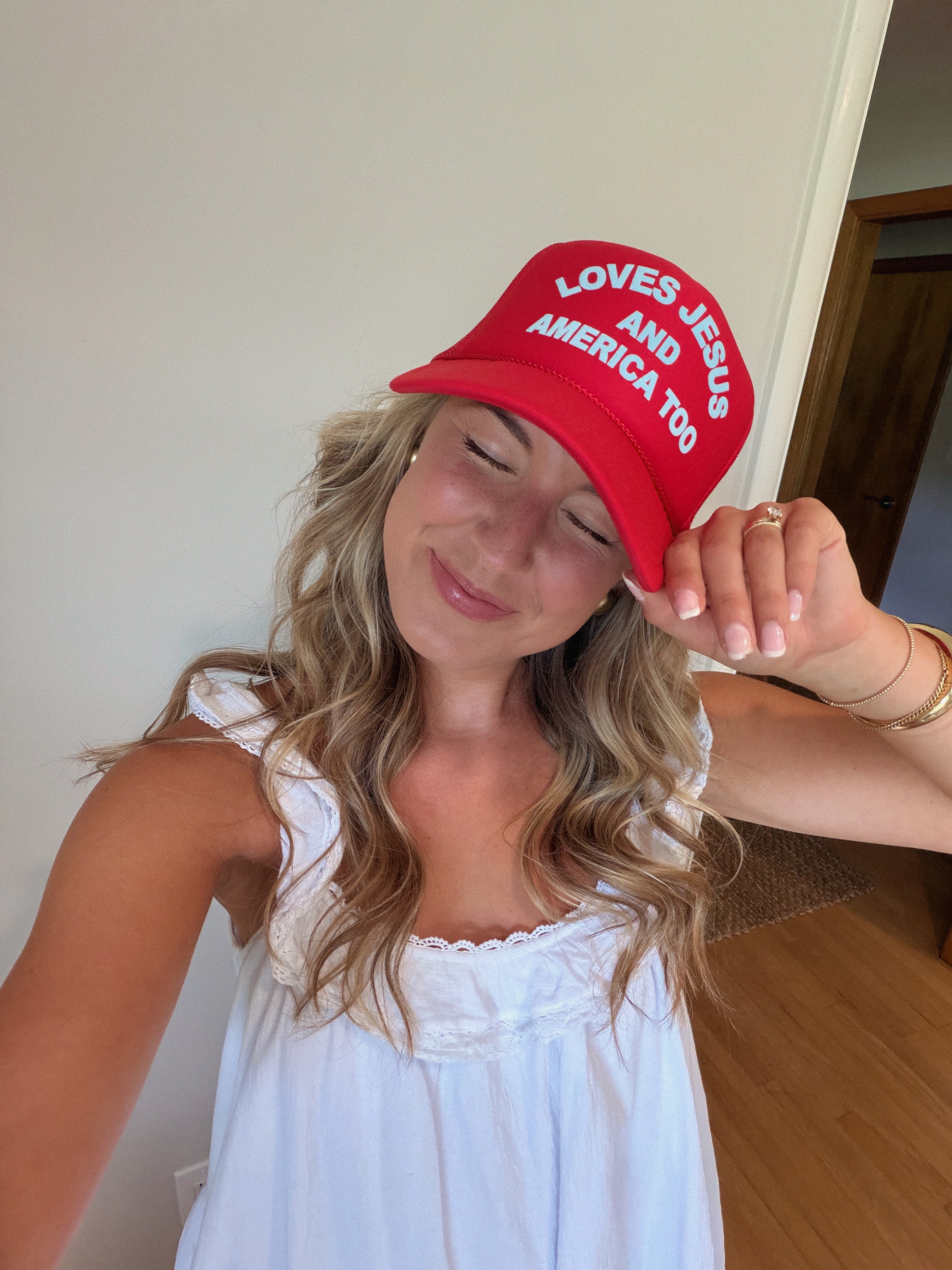 Loves America Too Baseball Cap